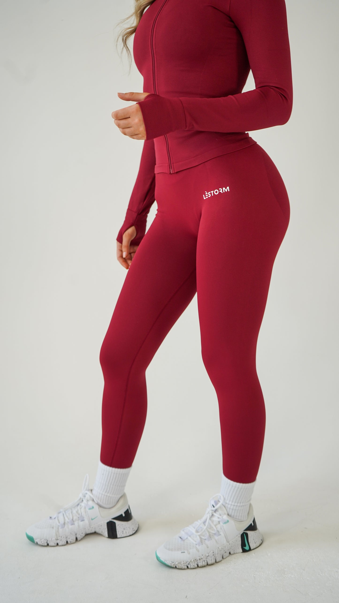 Lift Scrunch Leggings cherry red