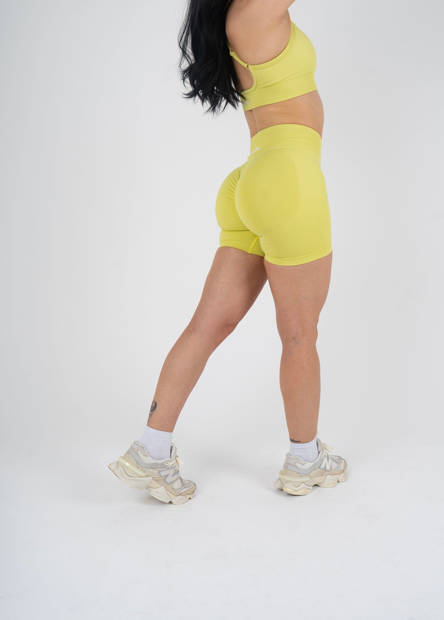 Impact buttercup shorts